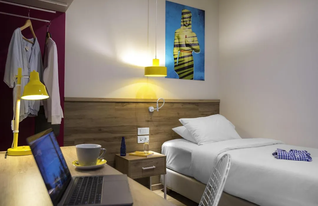 Ibis Styles Athens Routes-1